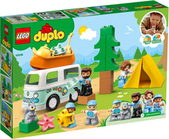 LEGO® DUPLO® Town Aventură cu rulota de vacanță a familiei 10946