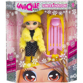 Papusa Unique Eyes vacanta de iarna Amy cu sanie GPMYM17000-A