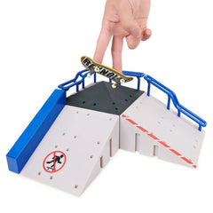 Set mini skateboard cu rampa, Tech Deck Xconnect, Pyramid Point, 20139396