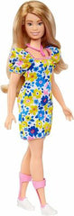 Papusa Barbie Fashionistas, cu sindromul Down si rochie inflorata, 27 cm