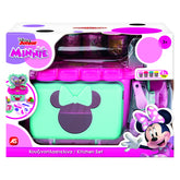 BUCATARIA DE PLASTILINA MINNIE CU ACCESORII
