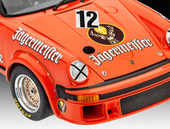 Automodel de construit Revell Jagermeister 104 piese 05669