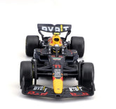 Macheta Formula 1 1/24 Oracle Red Bull Racing Team #11Sergio Perez cu casca 28026/11