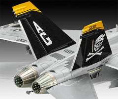 Aeromacheta, Revell, Plastic, F/A-18F Super Hornet, 1:72, 12 ani+ 63834