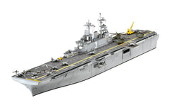 Macheta Revell Vapor Model Set Us Navy Assault Carrier Wasp Class- Kit Model Cu Acc Rev65178