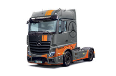 Macheta automodel de construit Camion si remorca Mercedes Benz Actros MP4 Big Space Grand Prix Edition Scara 1:24 Italeri 3968