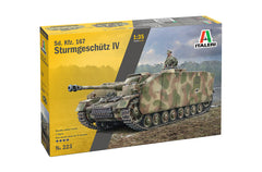 Macheta militara de construit Vehicul Sd.Kfz. 167 Sturmgeschütz IV Scara 1:35 Italeri 0223