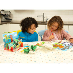 galt-creeza-si-decopera-lumea-dinozaurilor-350901