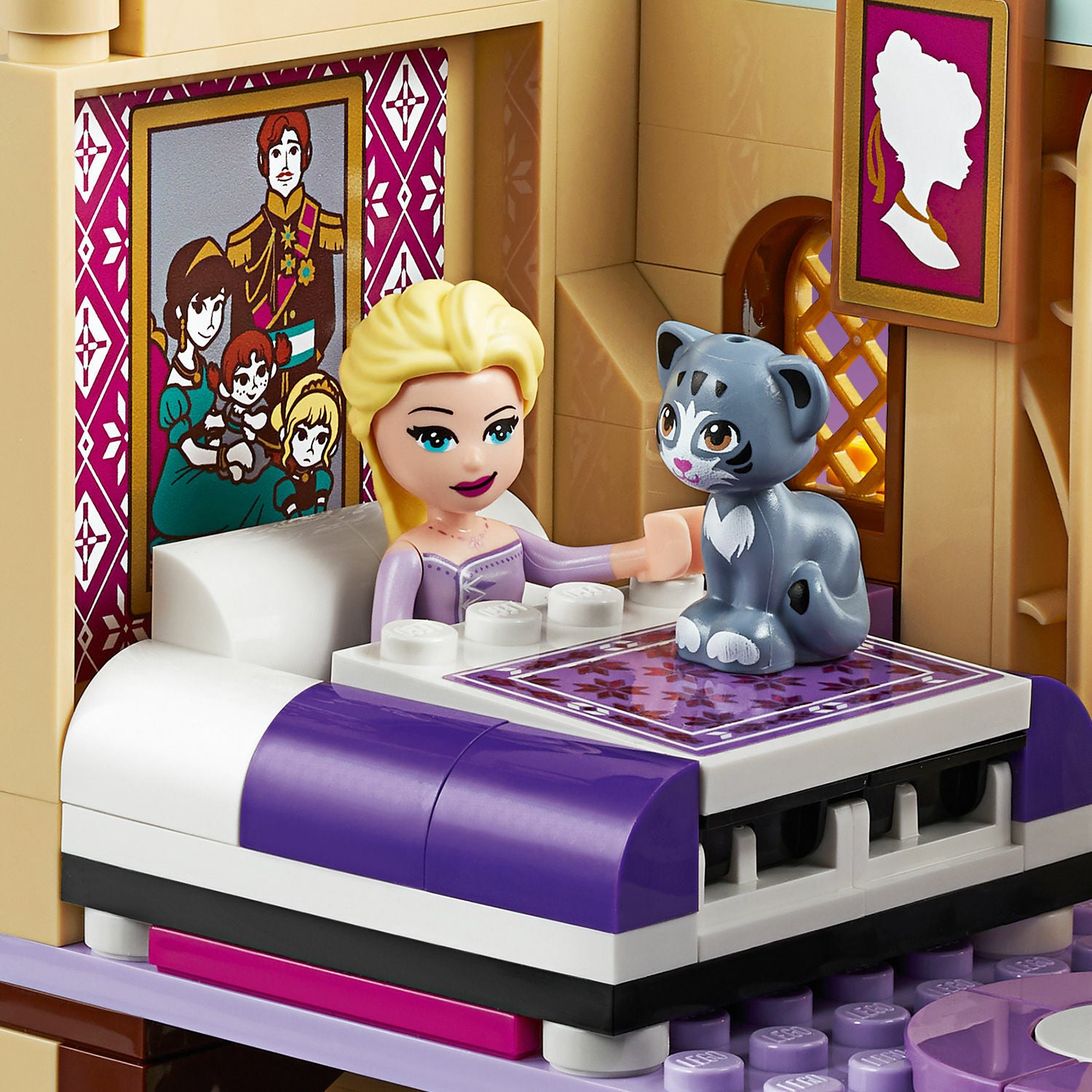 LEGO Disney Frozen II - Satul castelului Arendelle 41167