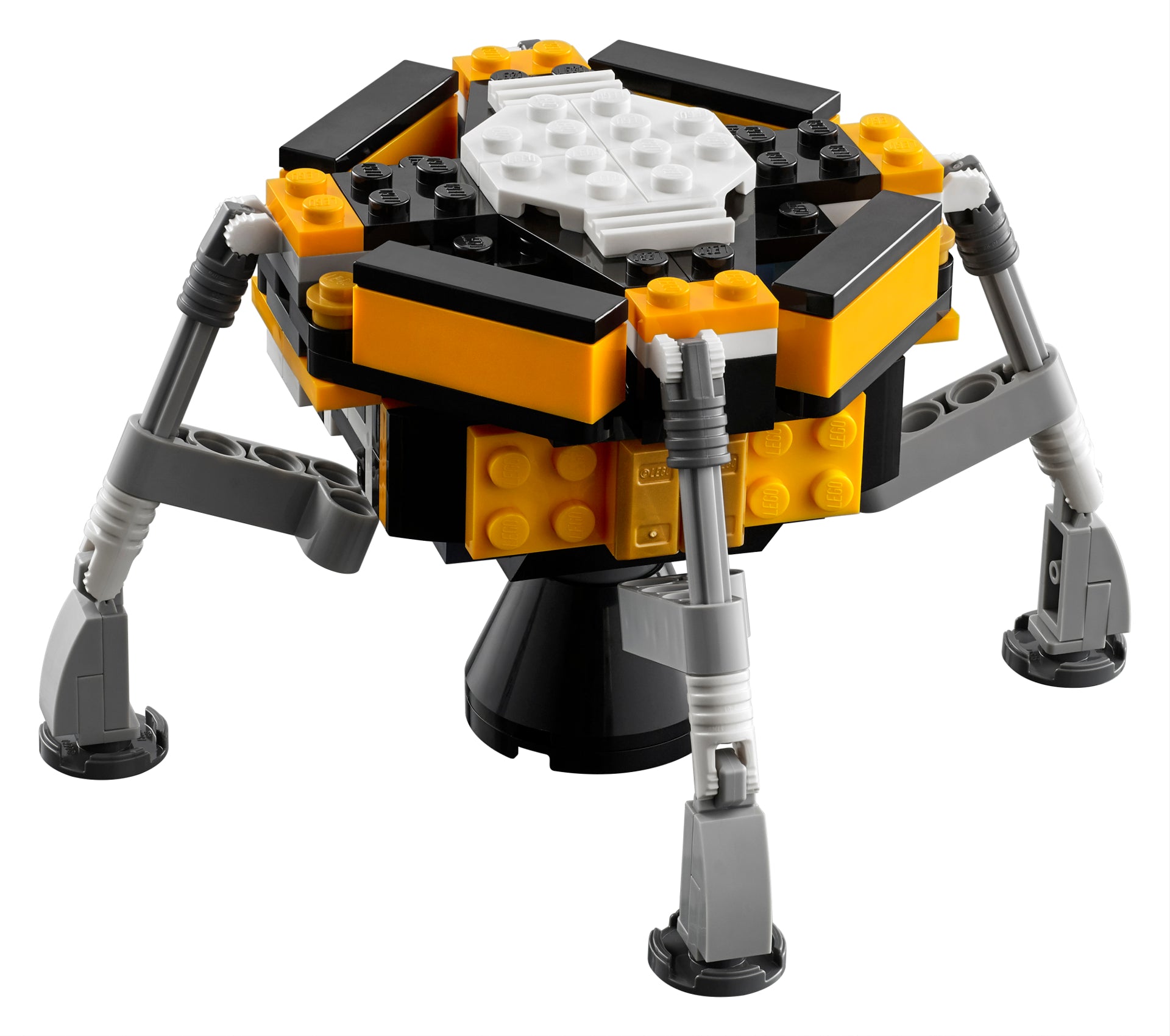 LEGO® Creator 3 în 1 - Aventură cu naveta spațială, 31117