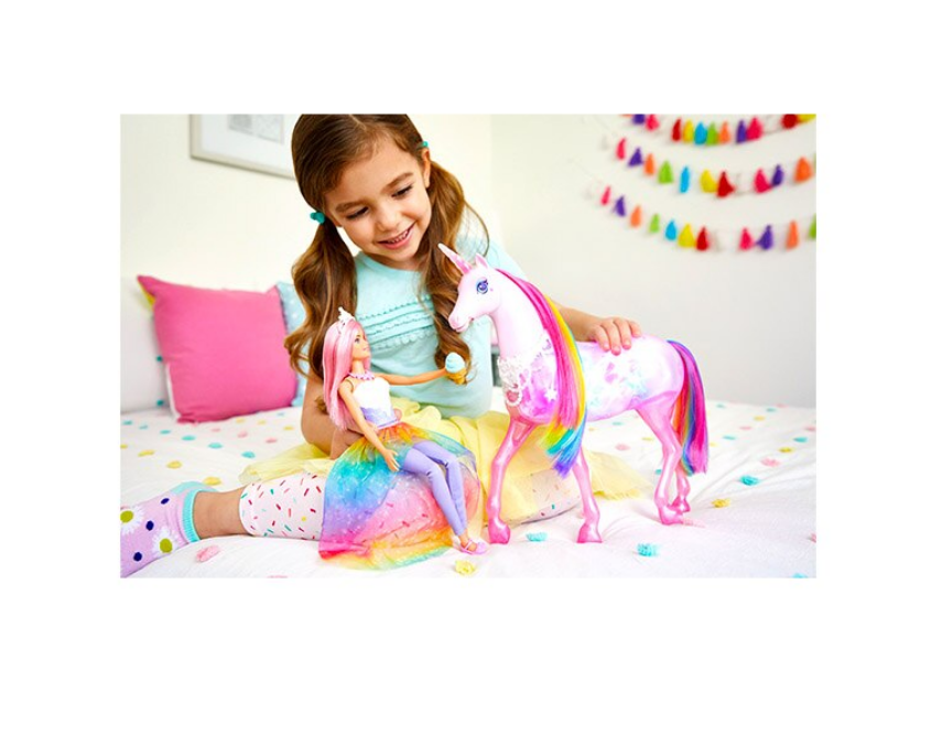 Set papusa Barbie Dreamtopia cu Unicornul Magic