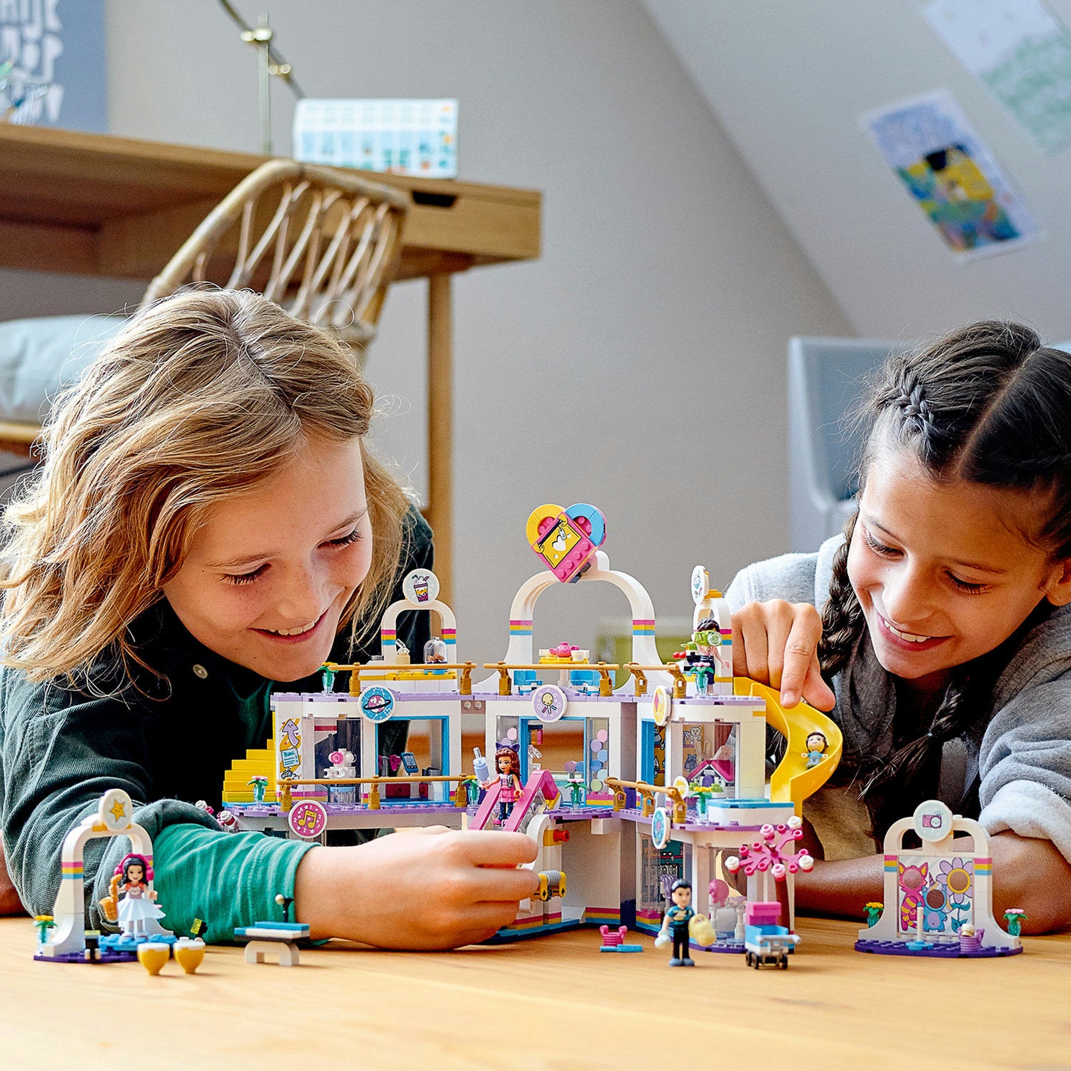 LEGO Friends - Mall ul Heartlake City 41450, 1032 piese