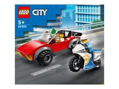 LEGO® City - Politist pe motocicleta in urmarirea unei masini 60392, 59 piese