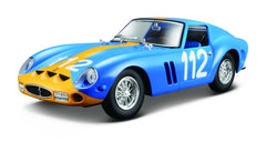 Macheta Ferrari 1/24 racing 250 Gto albastru cu galben, Bburago 26305