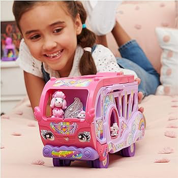 Set de joaca Hatchimals, Familia de caniches, Roz, 5 ani+