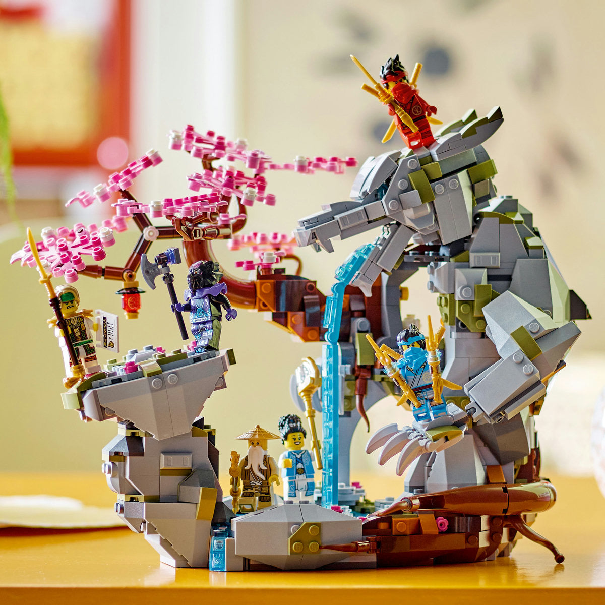 LEGO® NINJAGO® - Altarul-Dragon de Piatra 71819, 1212 piese