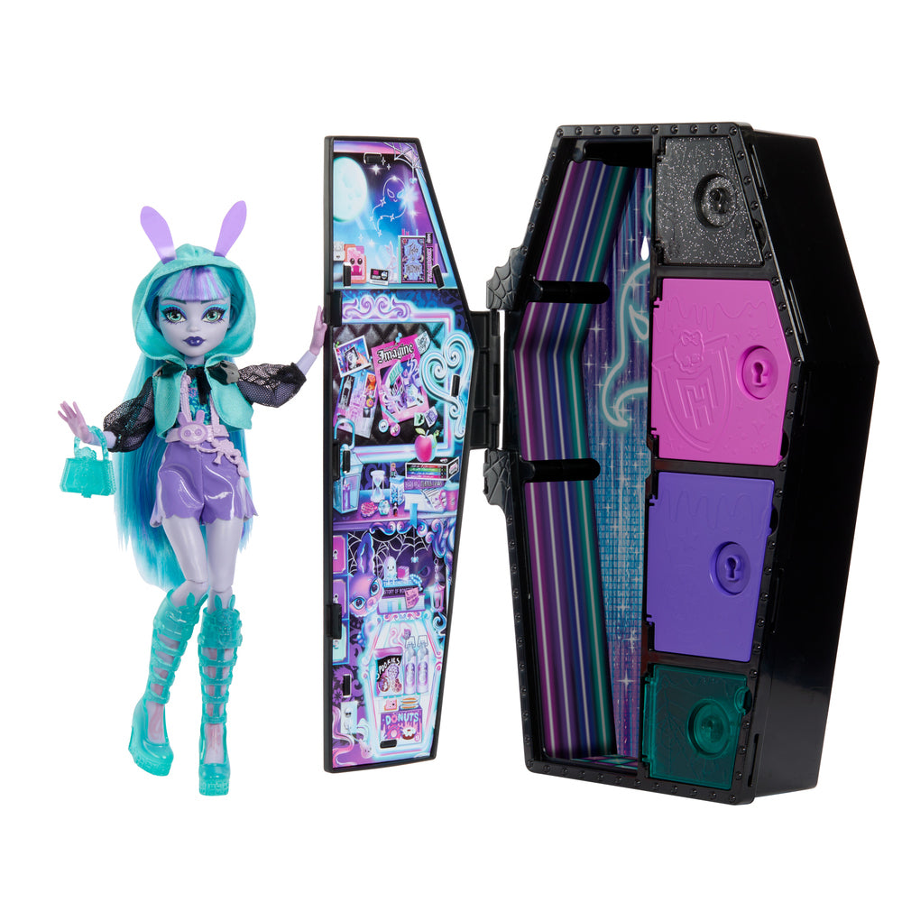 Papusa Monster High Skulltimate Secrets Neon Frights Twyla- Secrete in Dulap, MTHNF82