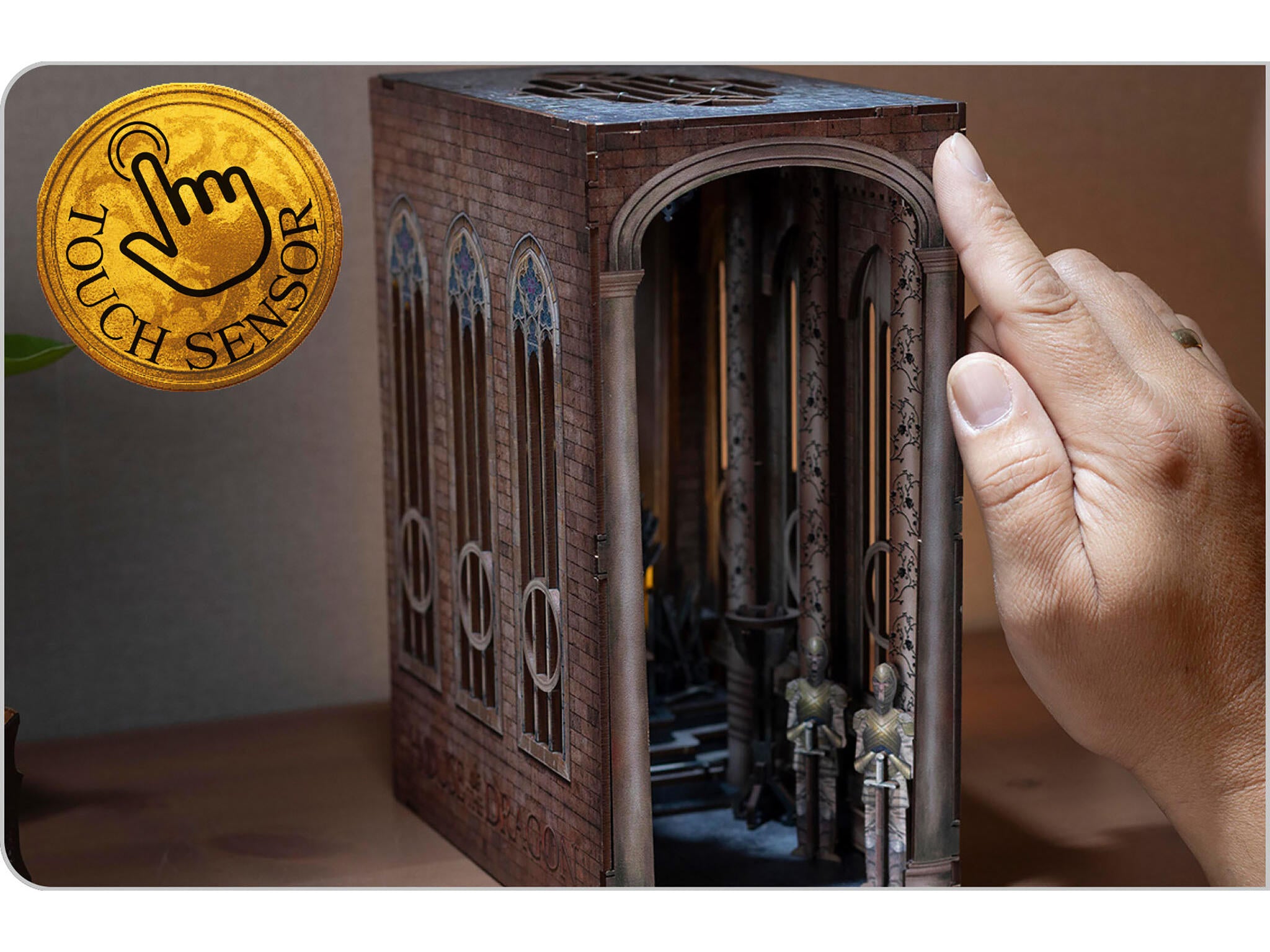Revell Lumi Miniaturale Realizate Manual Pentru Asamblare Iron Throne - House Of The Dragon: Tiny Adventures Rev00531