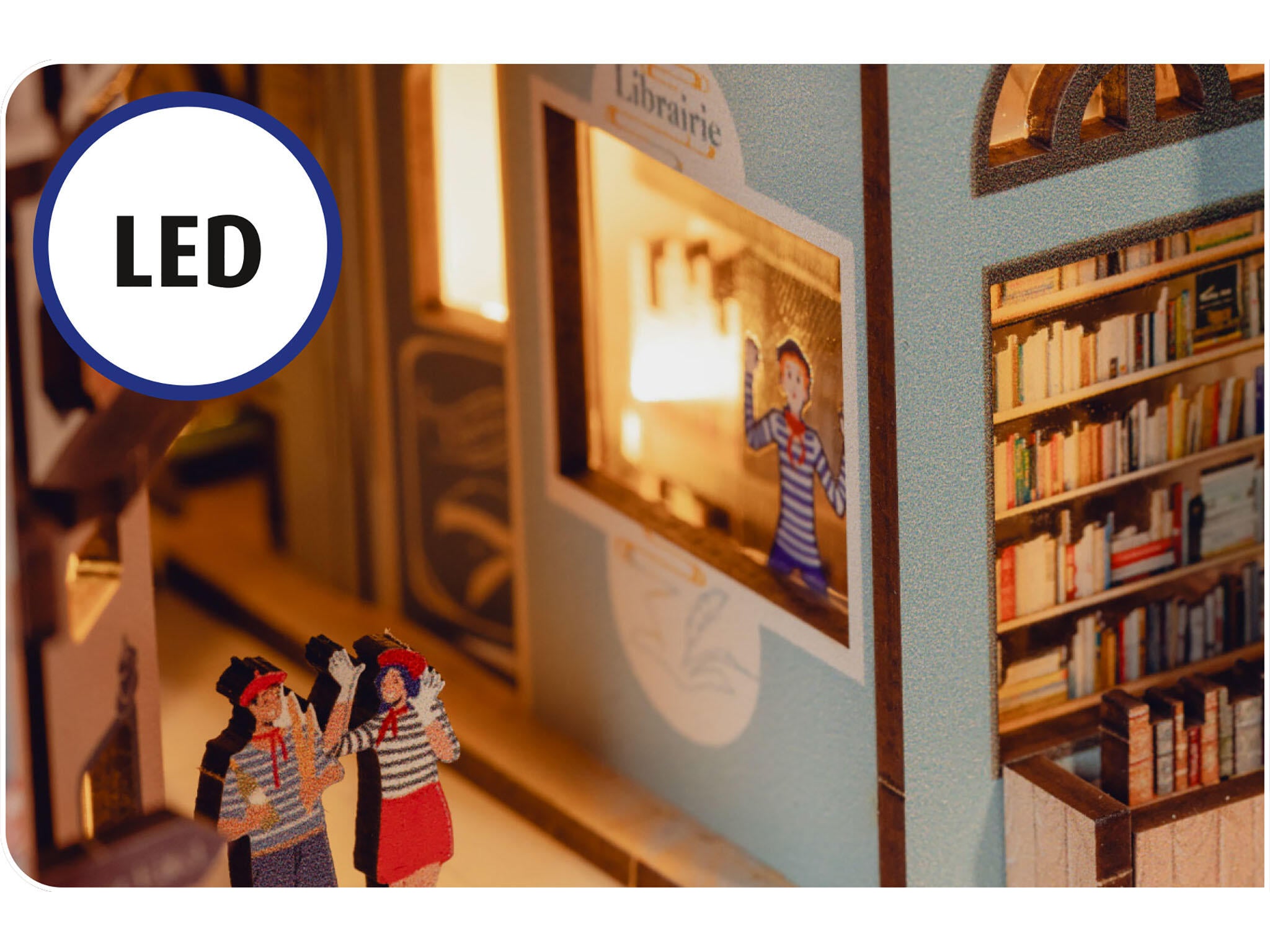 Revell Lumi Miniaturale Realizate Manual Pentru Asamblare Paris: Tiny Adventures Book Nook Rev00539