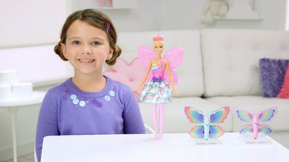 PAPUSA BARBIE ZANA ZBURATOARE
