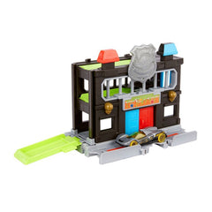 HOT WHEELS POSTUL DE POLITIE CU MASINUTA INCLUSA