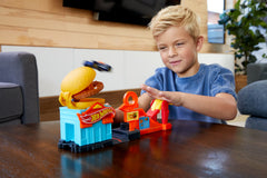 HOT WHEELS PISTA BURGER CU MASINUTA INCLUSA