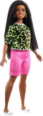 PAPUSA BARBIE FASHIONISTA CU PARUL BRUNET IMPLETIT IN CODITE