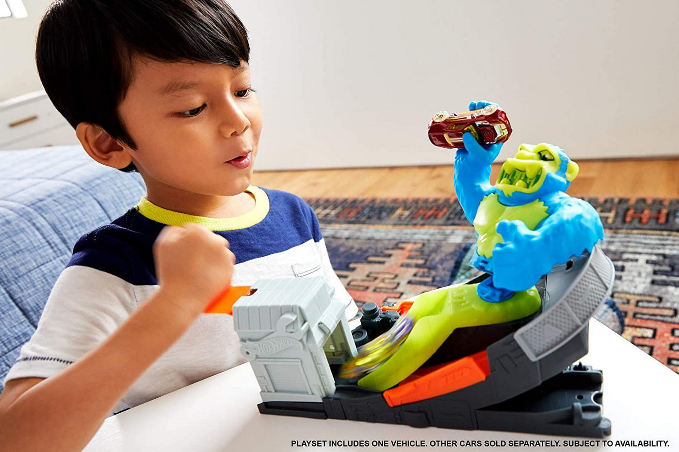 HOT WHEELS CITY CURSA CU OBSTACOL ATACUL GORILEI