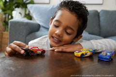 CARS XRS MASINUTA METALICA DE CURSE PERSONAJUL CRUZ RAMIREZ