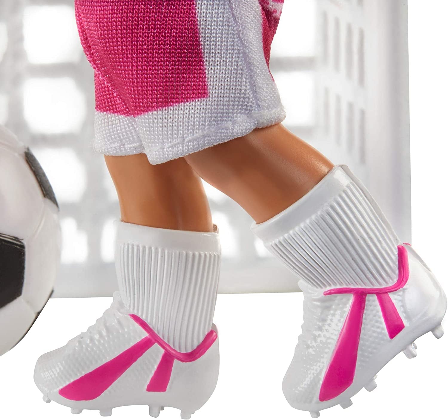 BARBIE PAPUSA CARIERE SET SPORT ANTRENOR DE FOTBAL BRUNETA