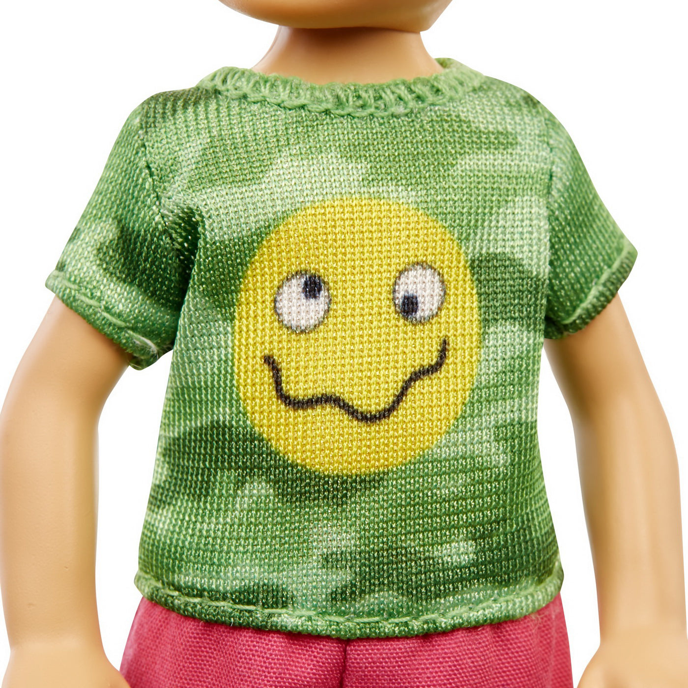 BARBIE PAPUSA CHELSEA BAIAT BRUNET CU TRICOU VERDE
