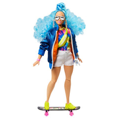 PAPUSA BARBIE EXTRA STYLE PAR ALBASTRU CARLIONTAT