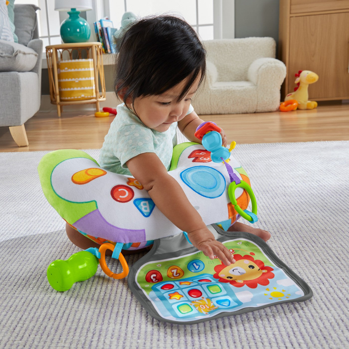 FISHER PRICE PERNUTA CU ACTIVITATI