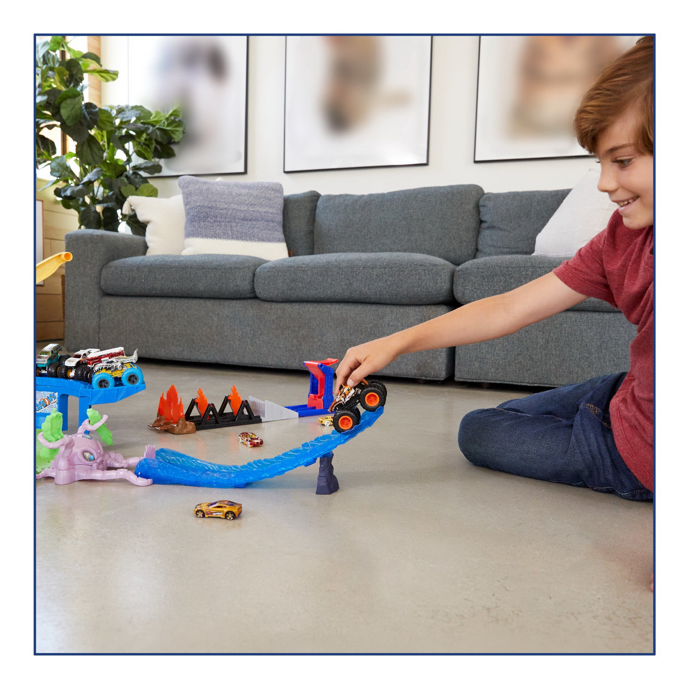 HOT WHEELS MONSTER TRUCK SET OCTO-SLAM