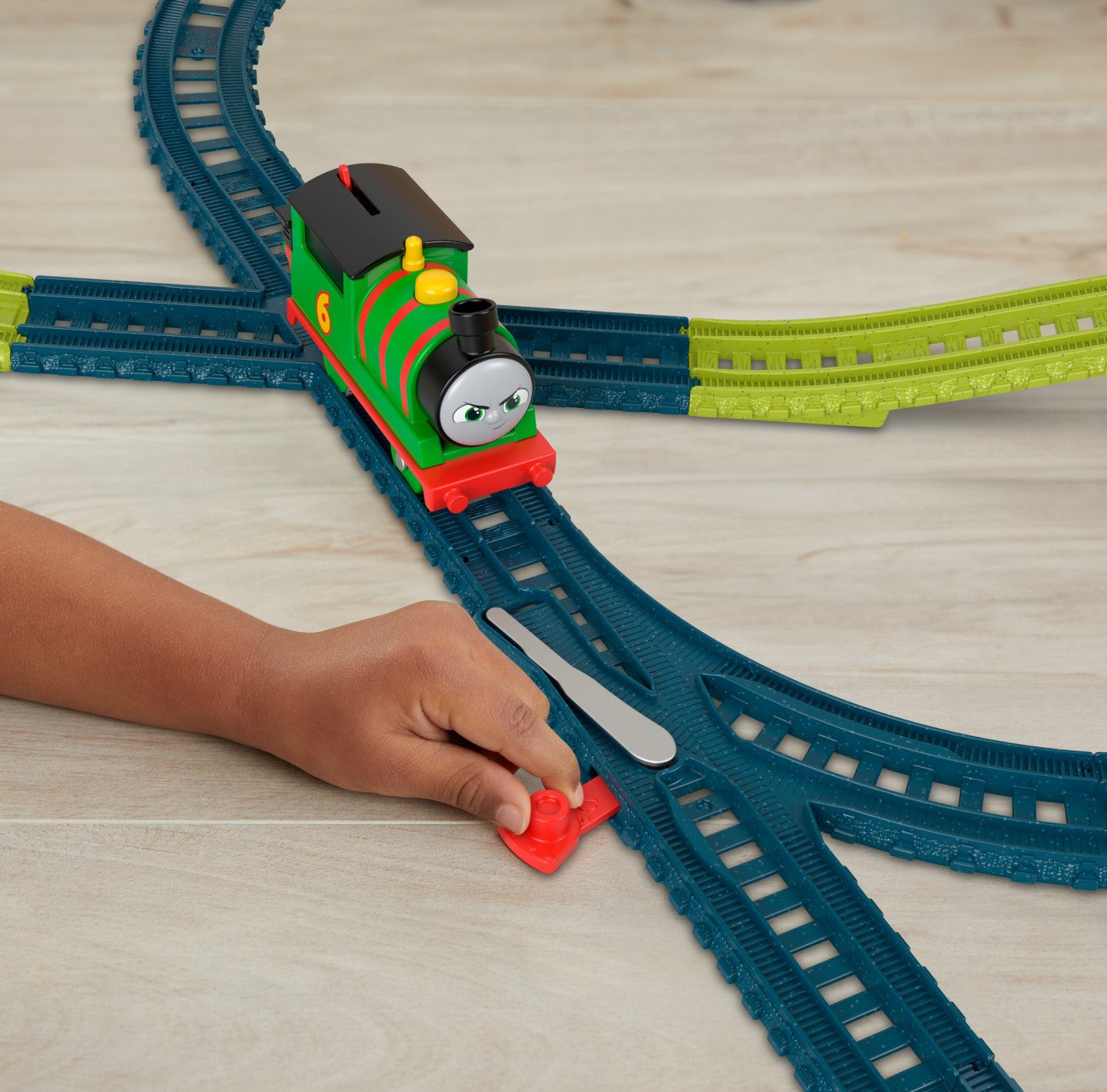 THOMAS SET PERCY 6 IN 1