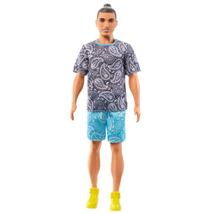 BARBIE PAPUSA BAIAT FASHIONISTAS SATEN CU TRICOU