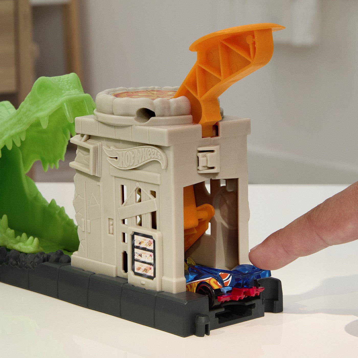 HOT WHEELS CITY PISTA INAMICILOR PIZZERIE