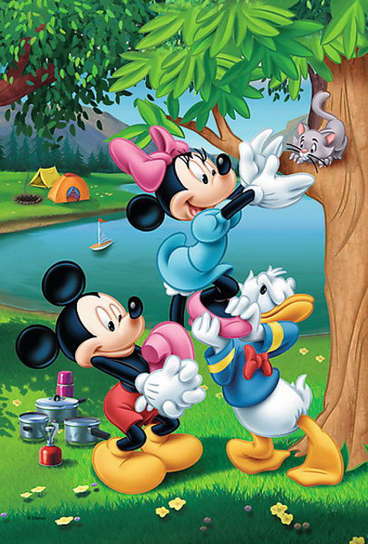 PUZZLE TREFL 60 LA MASA CU DONALD