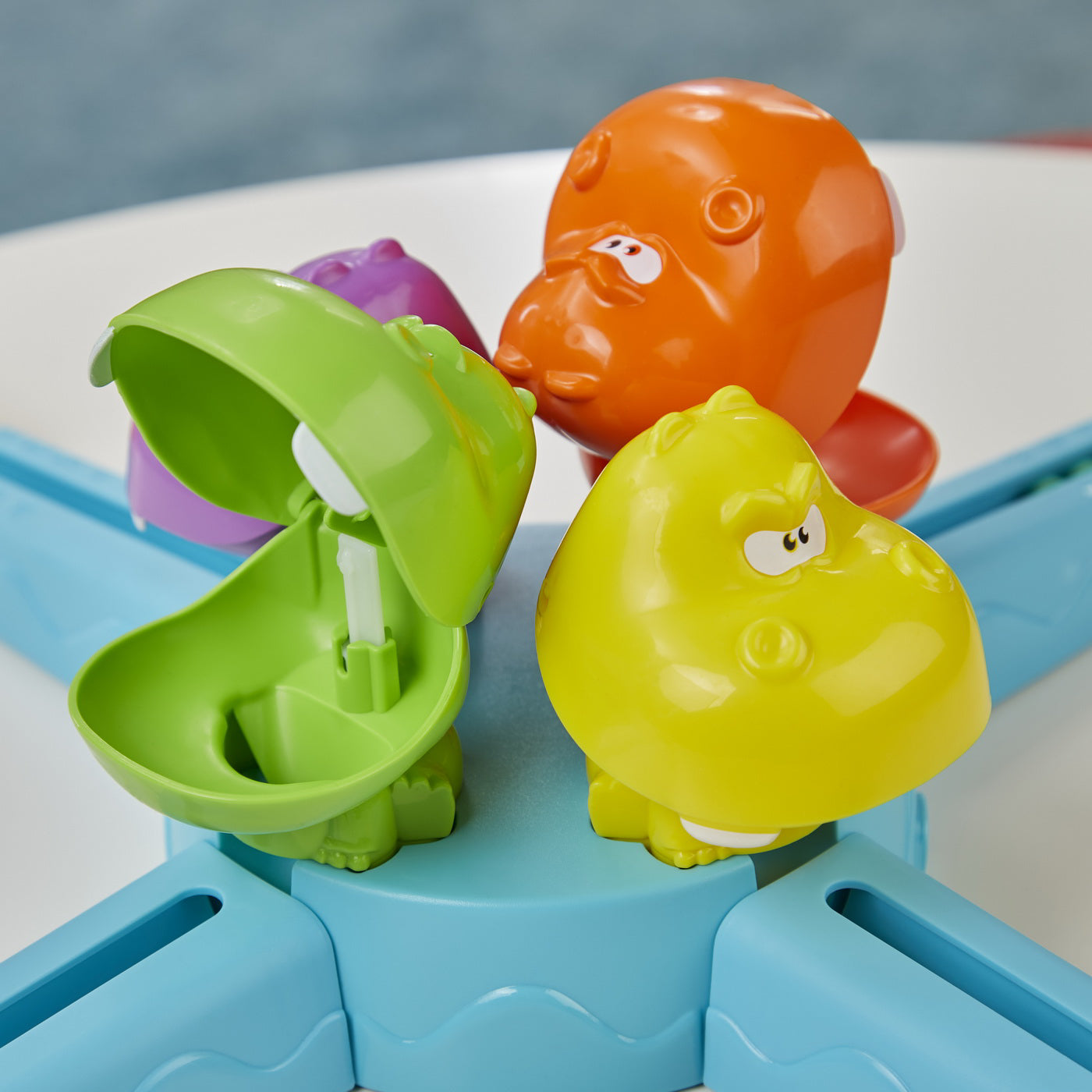 JOC HASBRO HIPOPOTAMII MANCACIOSI