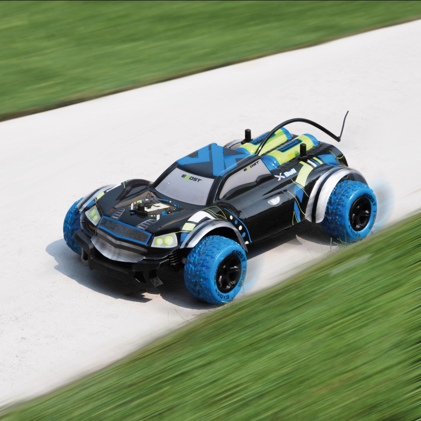 MASINA CU RADIOCOMANDA EXOST XBULL SCARA 1 LA 18