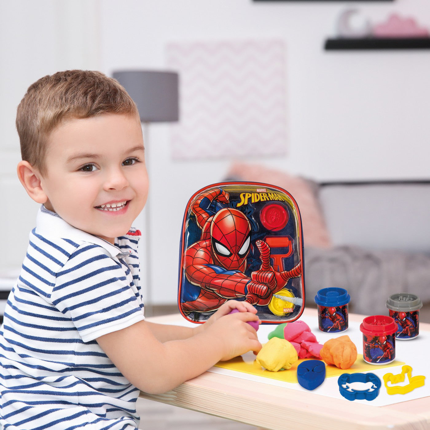 SET PLASTILINA IN GENTUTA SPIDERMAN