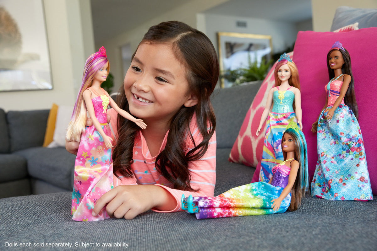 BARBIE PAPUSA PRINTESA DREAMTOPIA CU CORONITA ROZ