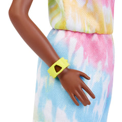 PAPUSA BARBIE FASHIONISTA CU PAR AFRO BLOND