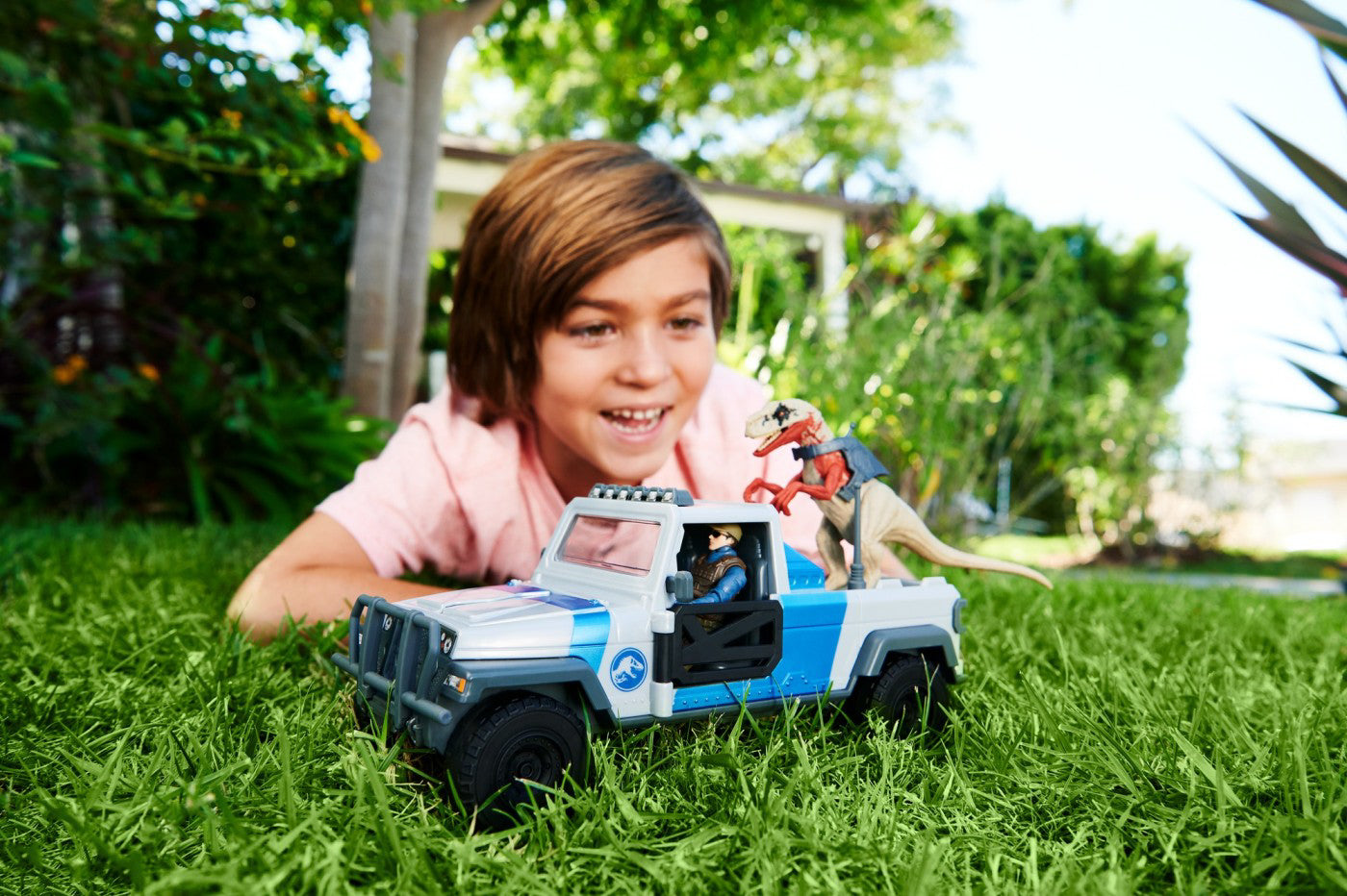 JURASSIC WORLD DINO TRACKERS SET CAMIONETA SEARCH AND SMASH SI DINOZAUR ATROCIRAPTOR