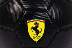 MINGE DE FOTBAL FERRARI NEAGRA MARIMEA 5 EDITIE LIMITATA