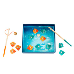 CUTIE UNIVERSUL PESCUITULUI CU 12 PIESE DIN LEMN SI MAGNETICE