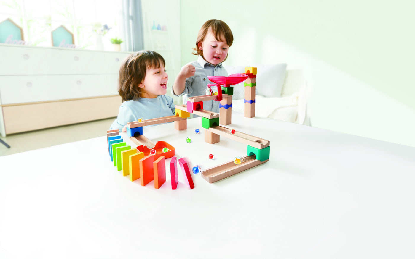 HAPE SET QUADRILLA CU PIESE DE DOMINO