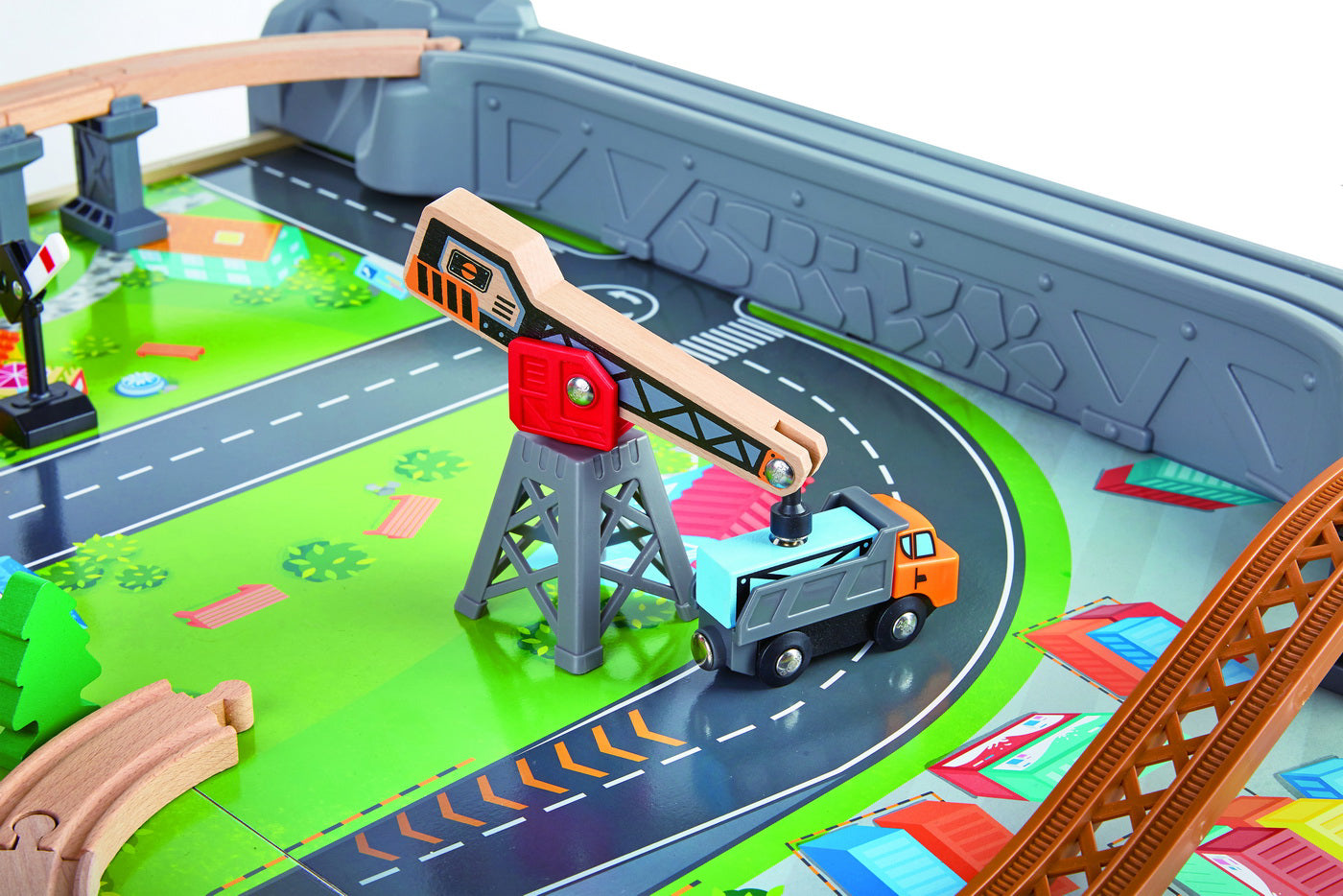 HAPE SET MASA CU LOCOMOTIVA SI 70 DE SINE DE TREN