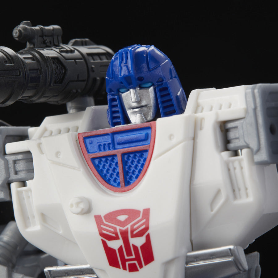 TRANSFORMERS ROBOT DELUXE AUTOBOT MIRAGE
