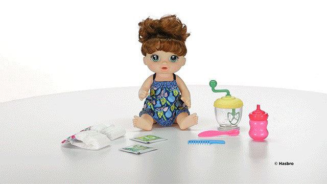 BEBE LINGURITA FETITA BRUNETA